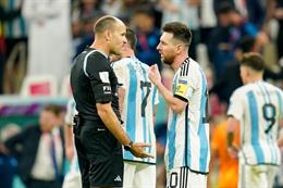 Trọng tài khiến Messi ngứa mắt bị loại khỏi World Cup 2022
